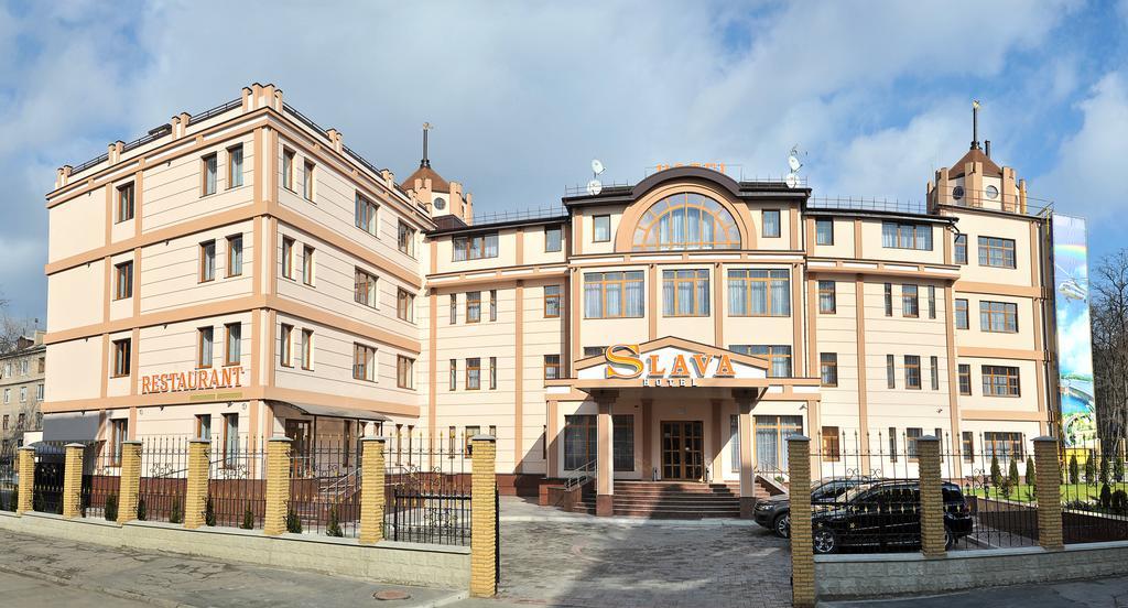 Slava Hotel Запорожье Экстерьер фото