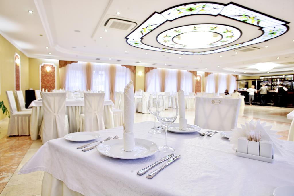 Slava Hotel Запорожье Экстерьер фото