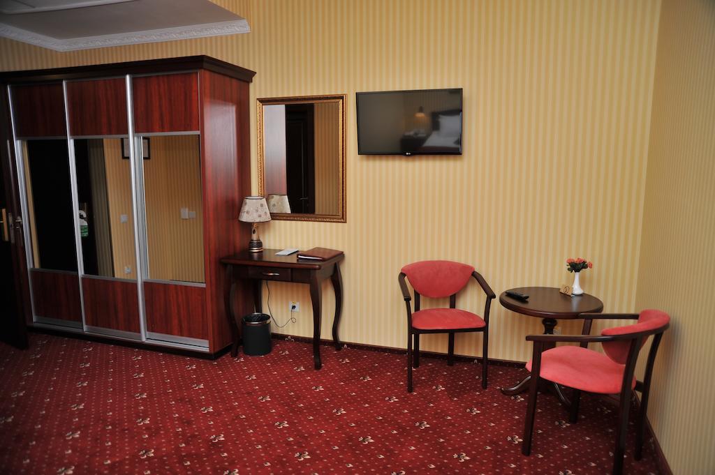 Slava Hotel Запорожье Номер фото