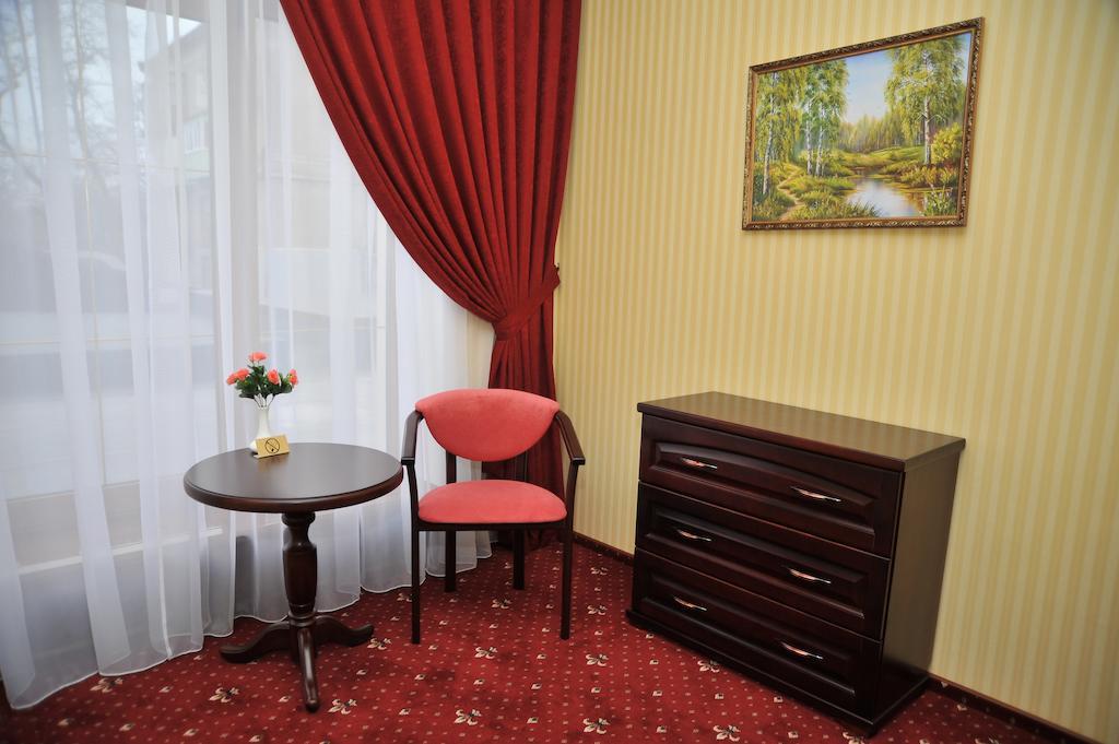 Slava Hotel Запорожье Номер фото