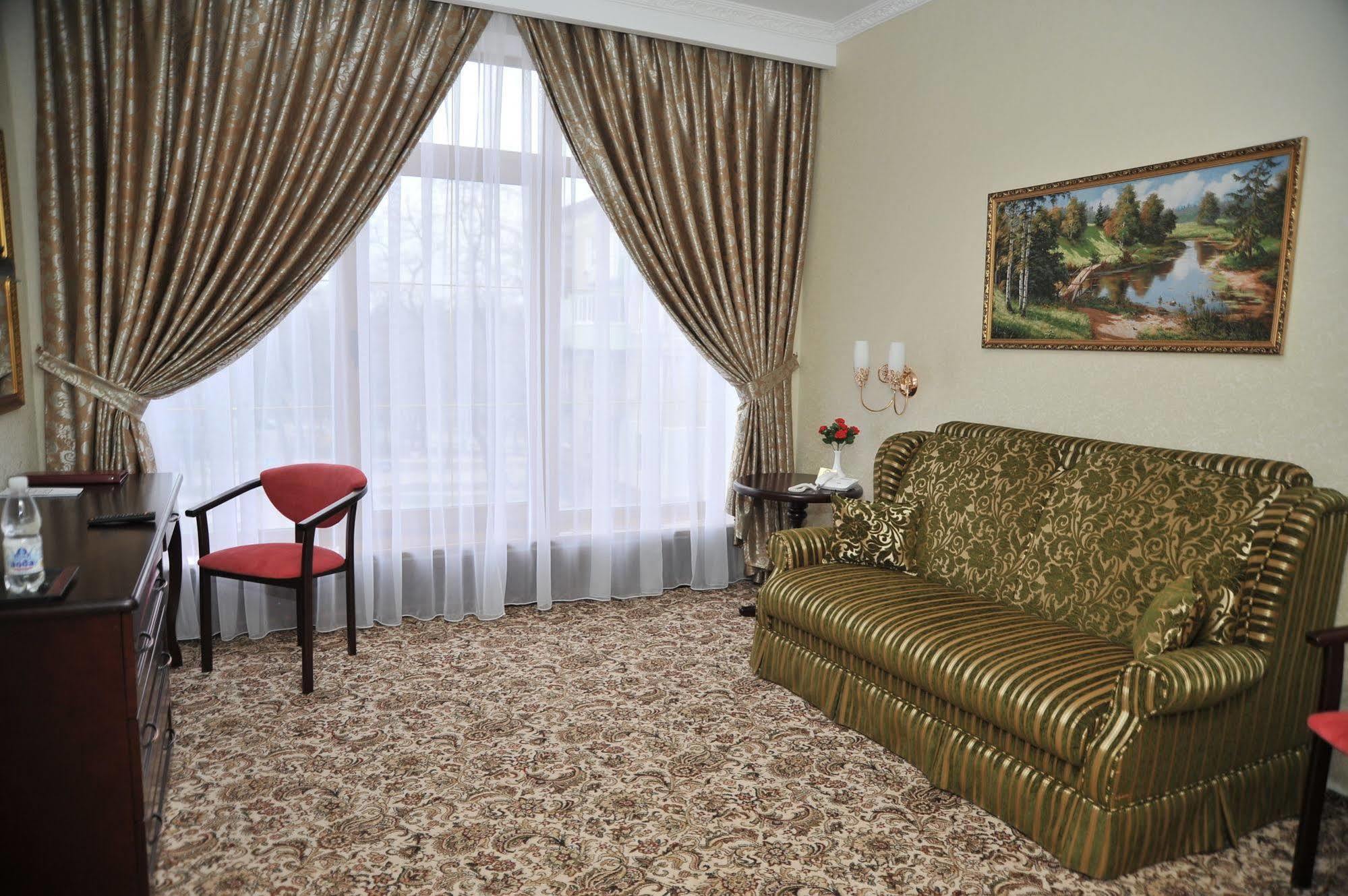 Slava Hotel Запорожье Экстерьер фото