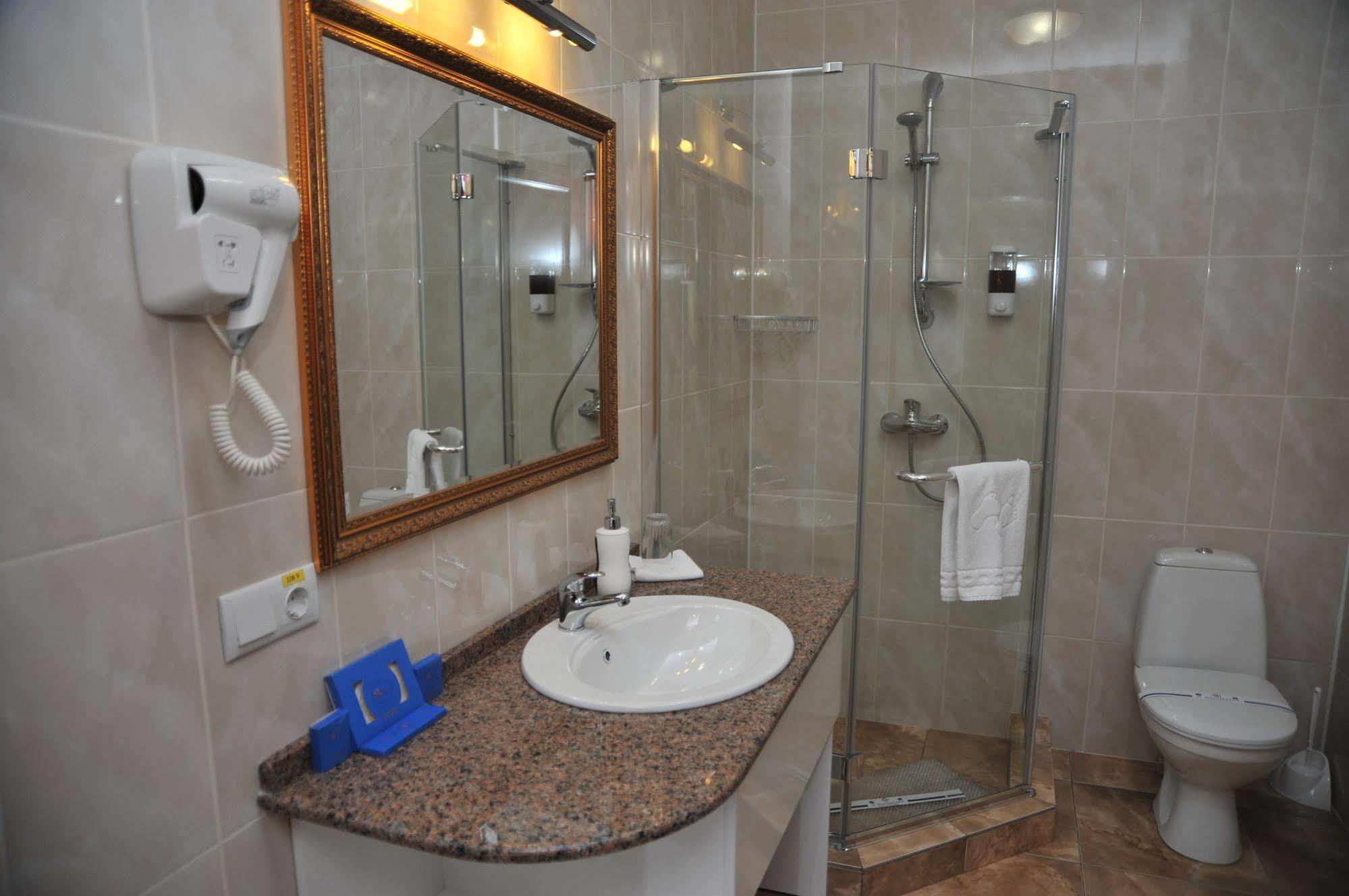 Slava Hotel Запорожье Экстерьер фото